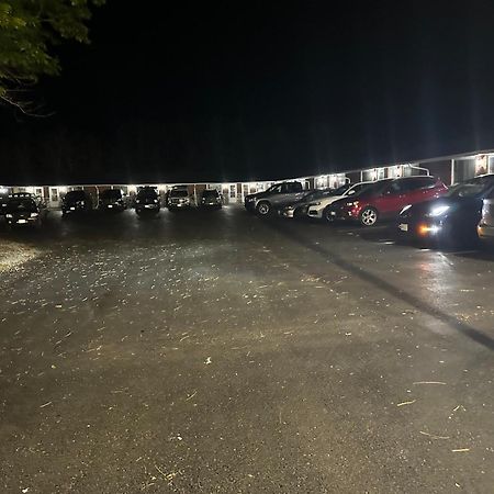 Rogers Motel Smiths Falls Eksteriør bilde
