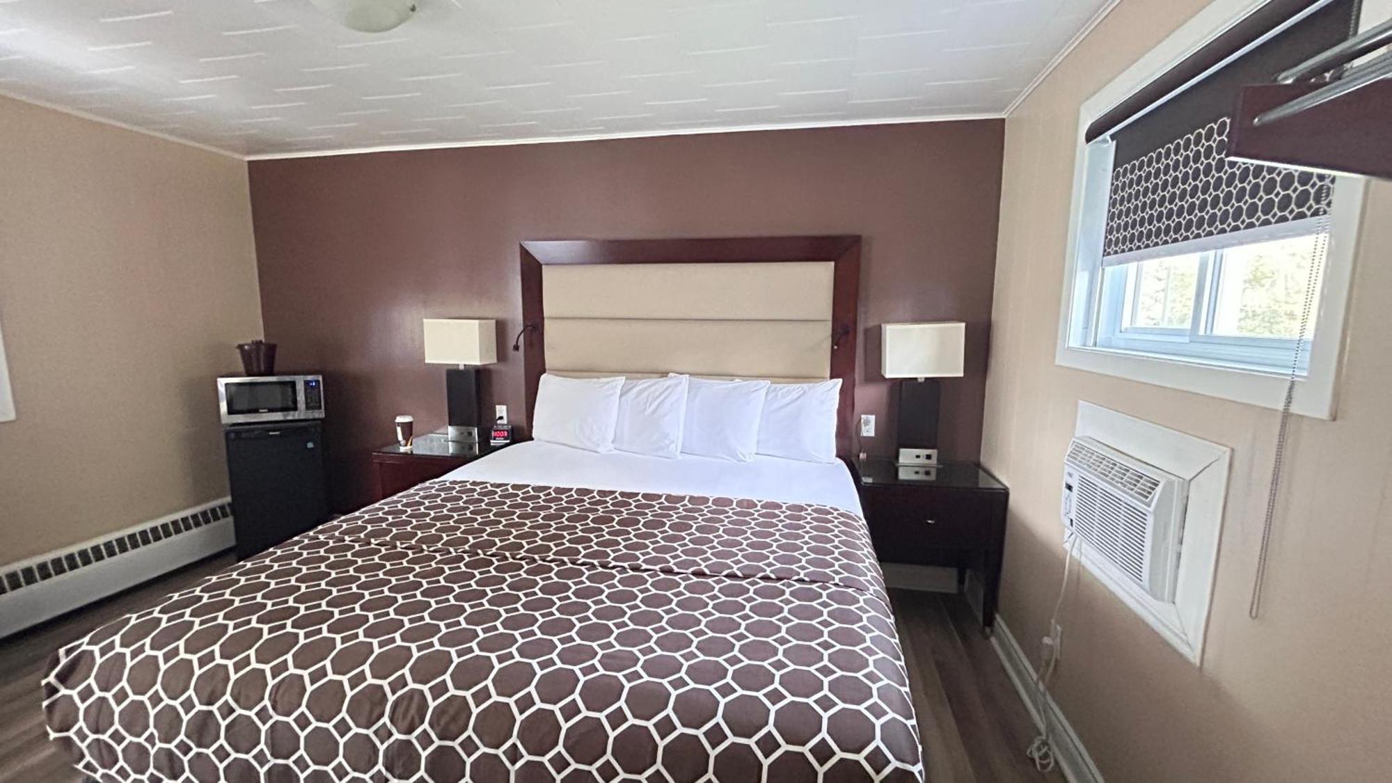 Rogers Motel Smiths Falls Eksteriør bilde